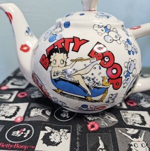BETTY BOOP Porcelain Tea Pot "The Many Faces Of Betty Boop"